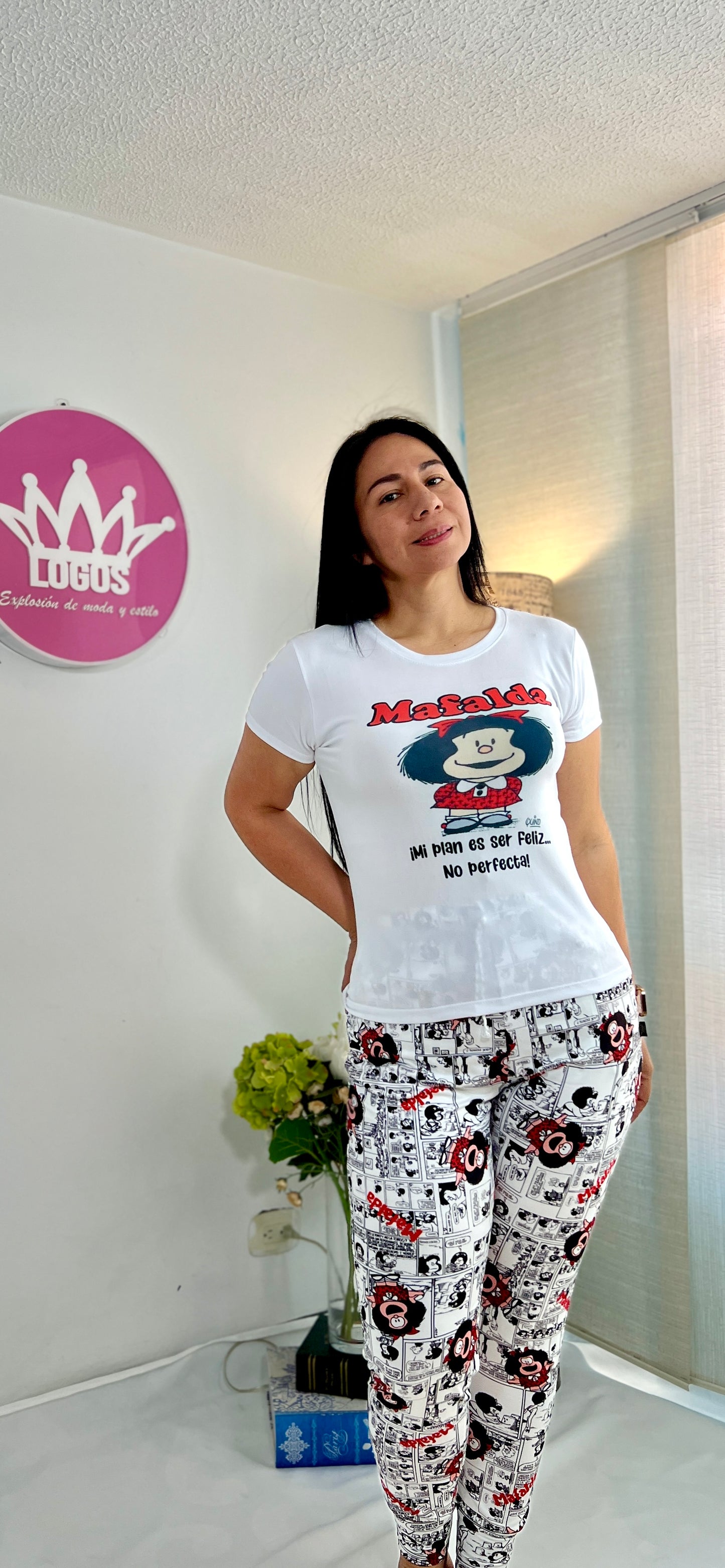 Pijama Mafalda – Pantalón Jogger y Camiseta en Tela Brush Suave